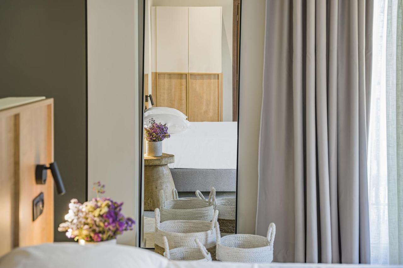 הרסוניסוס Achatis Suites מראה חיצוני תמונה
