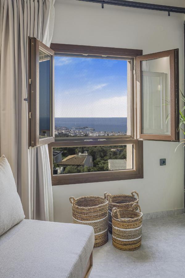 הרסוניסוס Achatis Suites מראה חיצוני תמונה