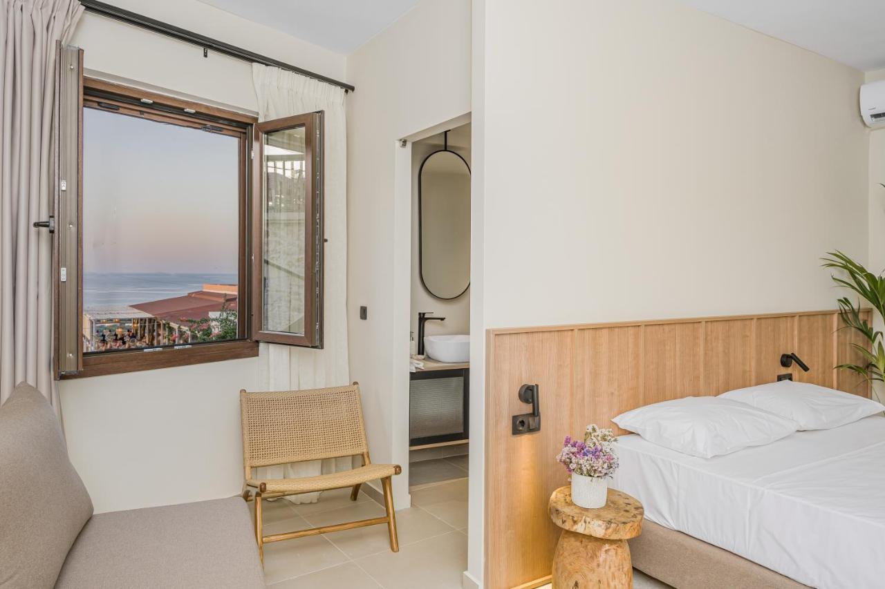 הרסוניסוס Achatis Suites מראה חיצוני תמונה