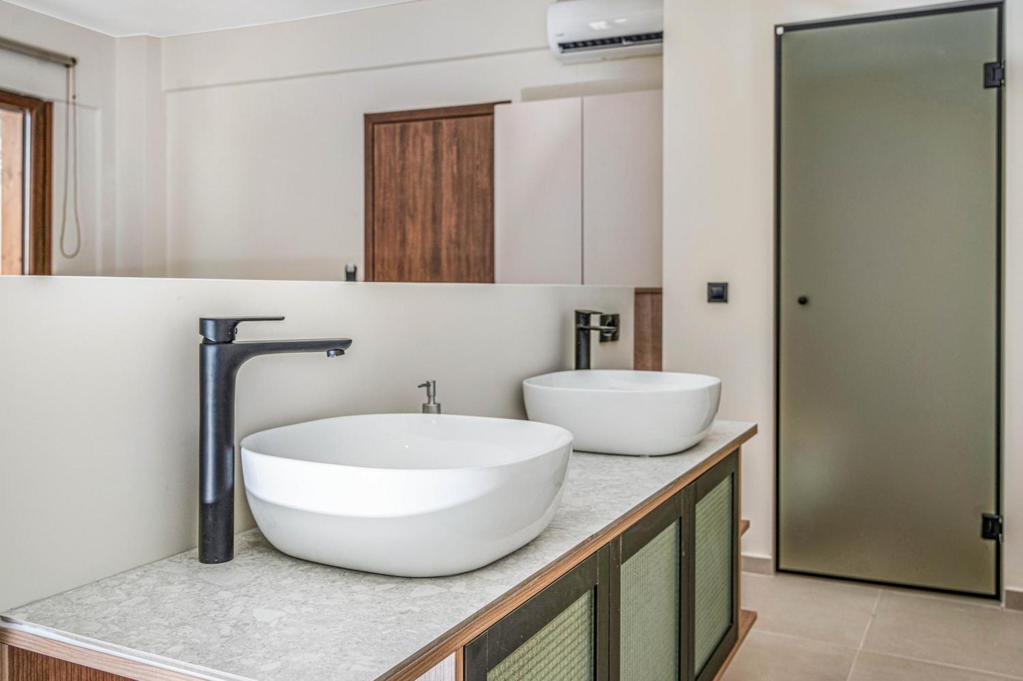 הרסוניסוס Achatis Suites מראה חיצוני תמונה